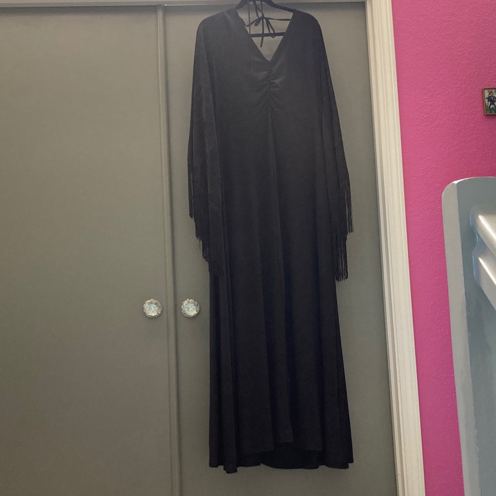 Chic Black Long Sleeve Maxi Dress